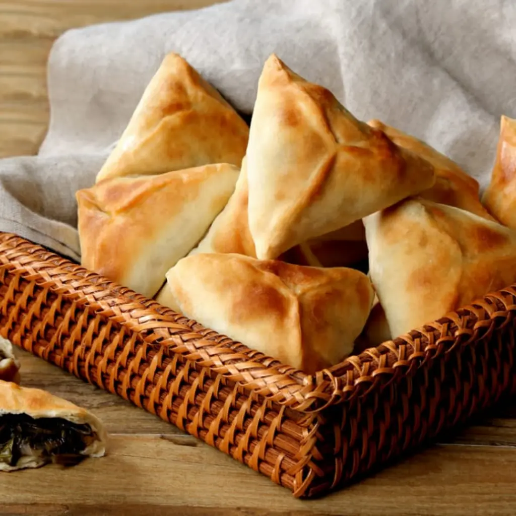سبانخ بالجبن العكاوي
